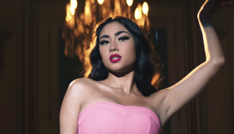 Paloma Mami